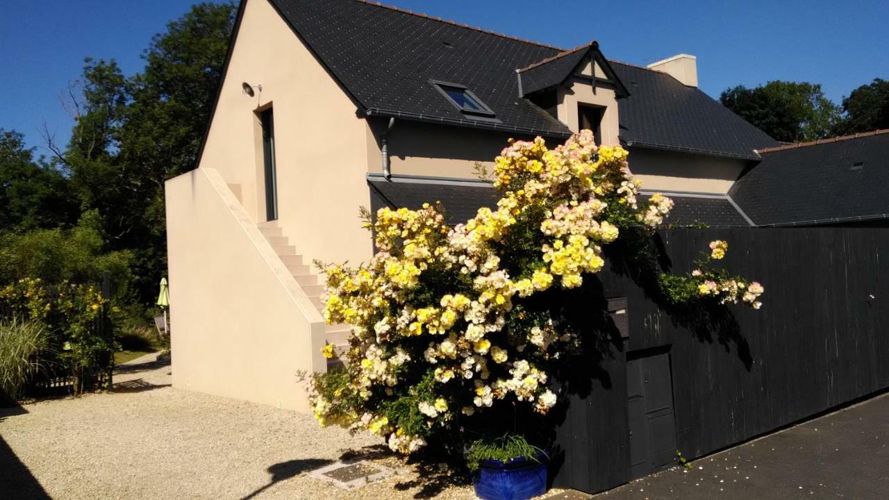 Les Muscaris Acomodação com café da manhã Le Minihic-sur-Rance Exterior foto